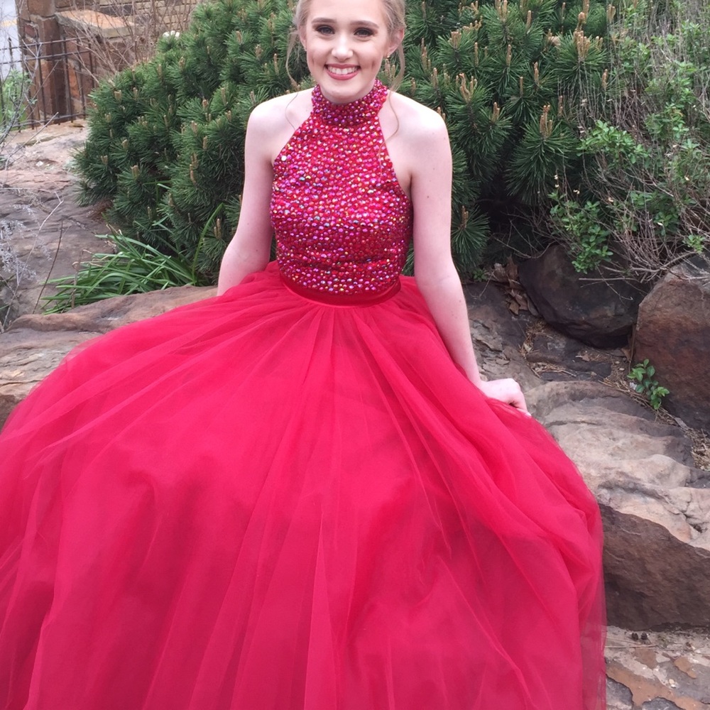 Sherri Hill prom dress